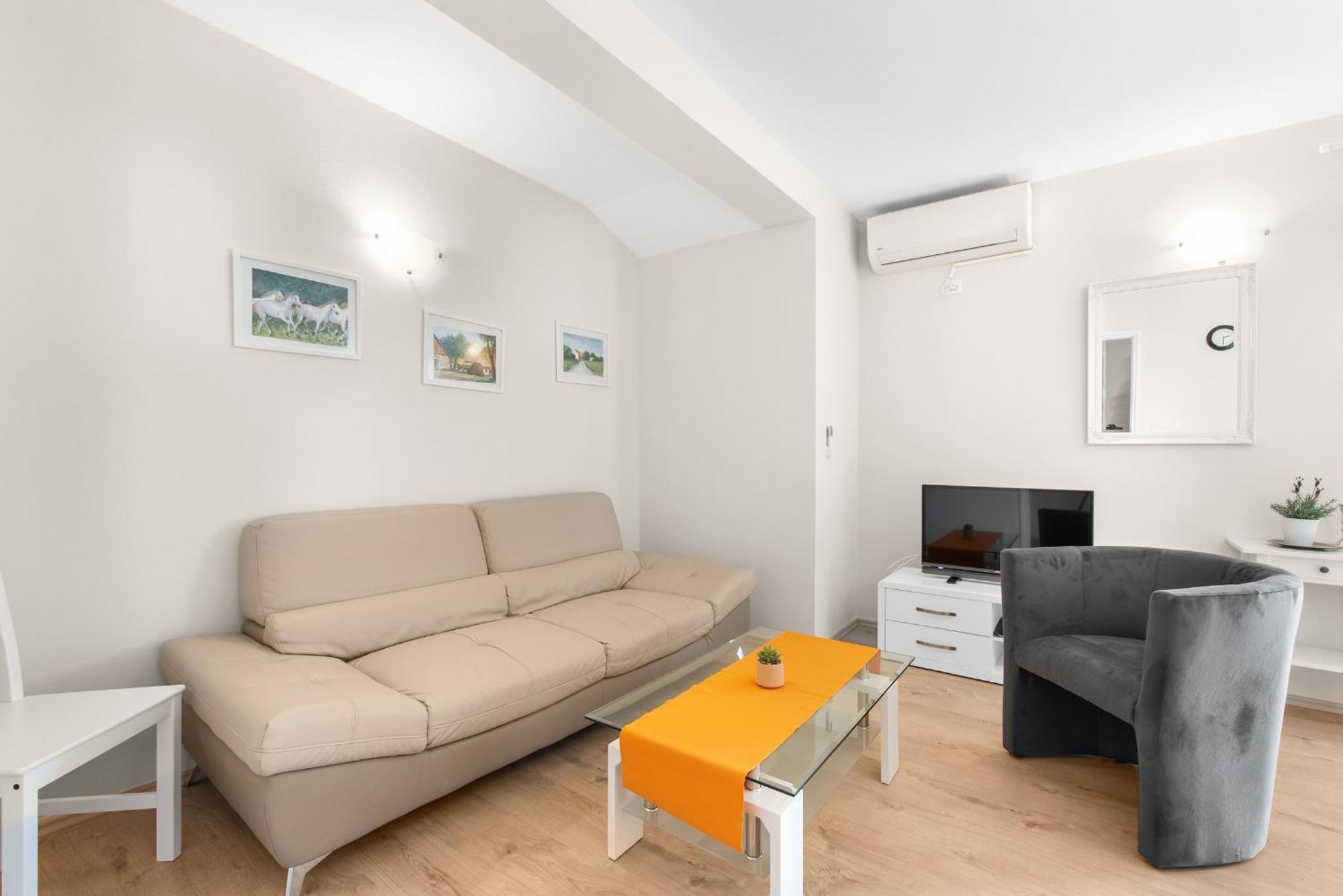 Villa Hope Apartments Poreč Exterior foto